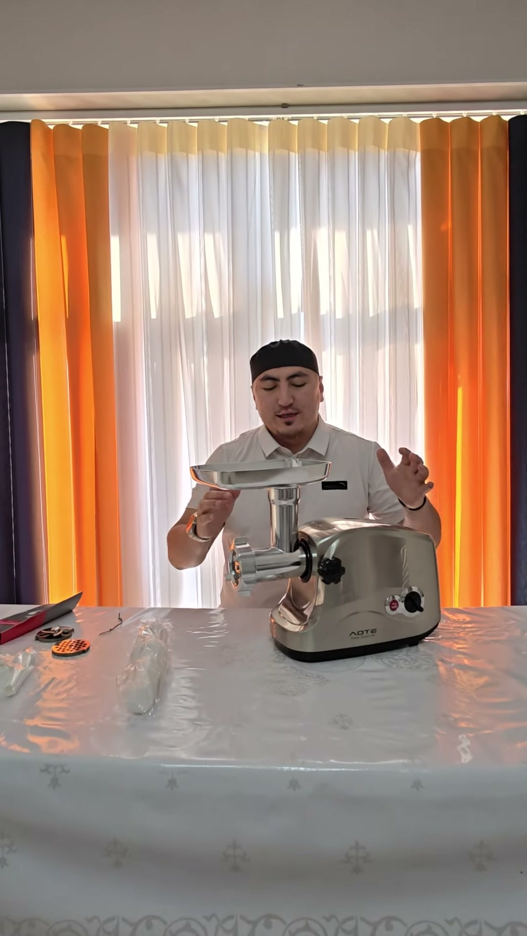 АТ-28290 мясорубка от АОТЕ
